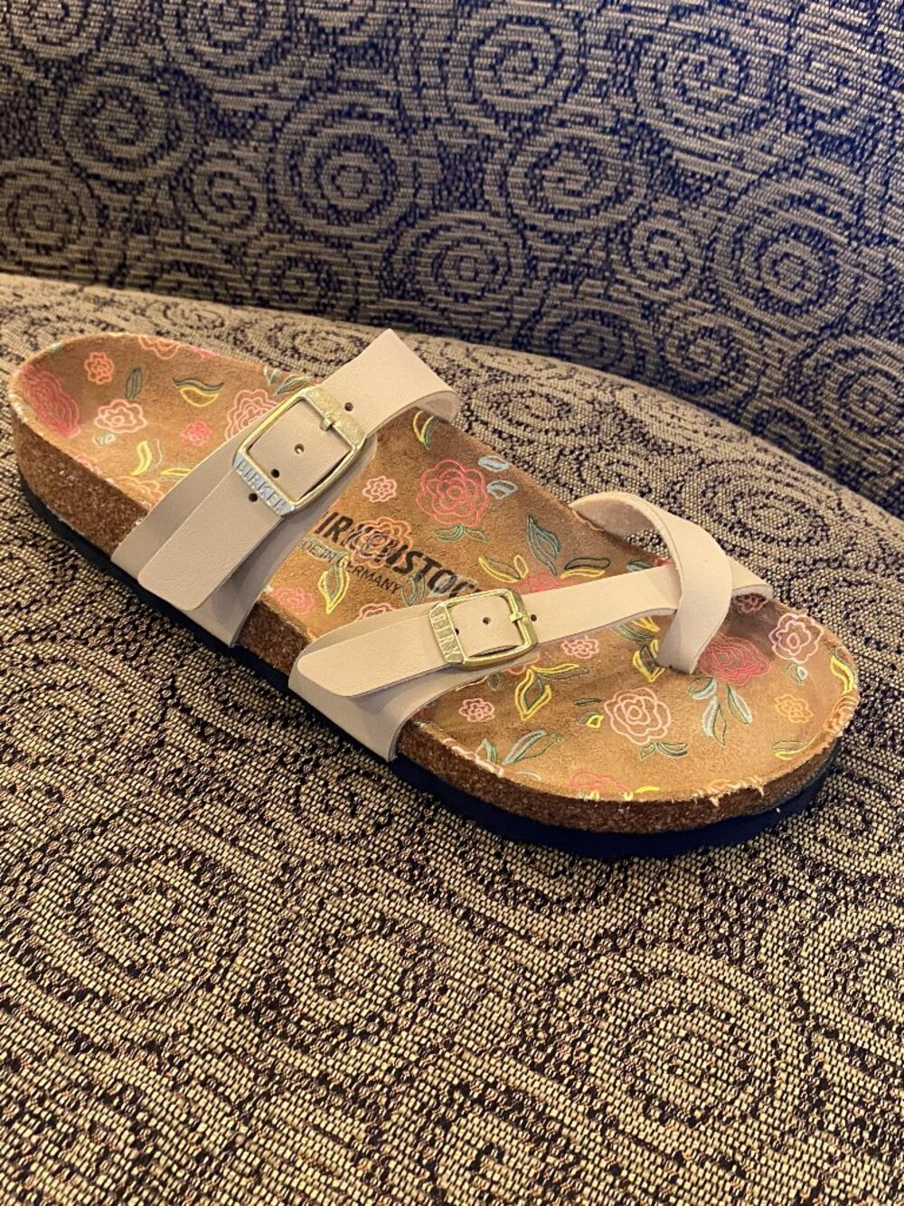 Birkenstock - Mayari Flowers Sandcastle - Multiple Sizes (NEW W/ TAGS)